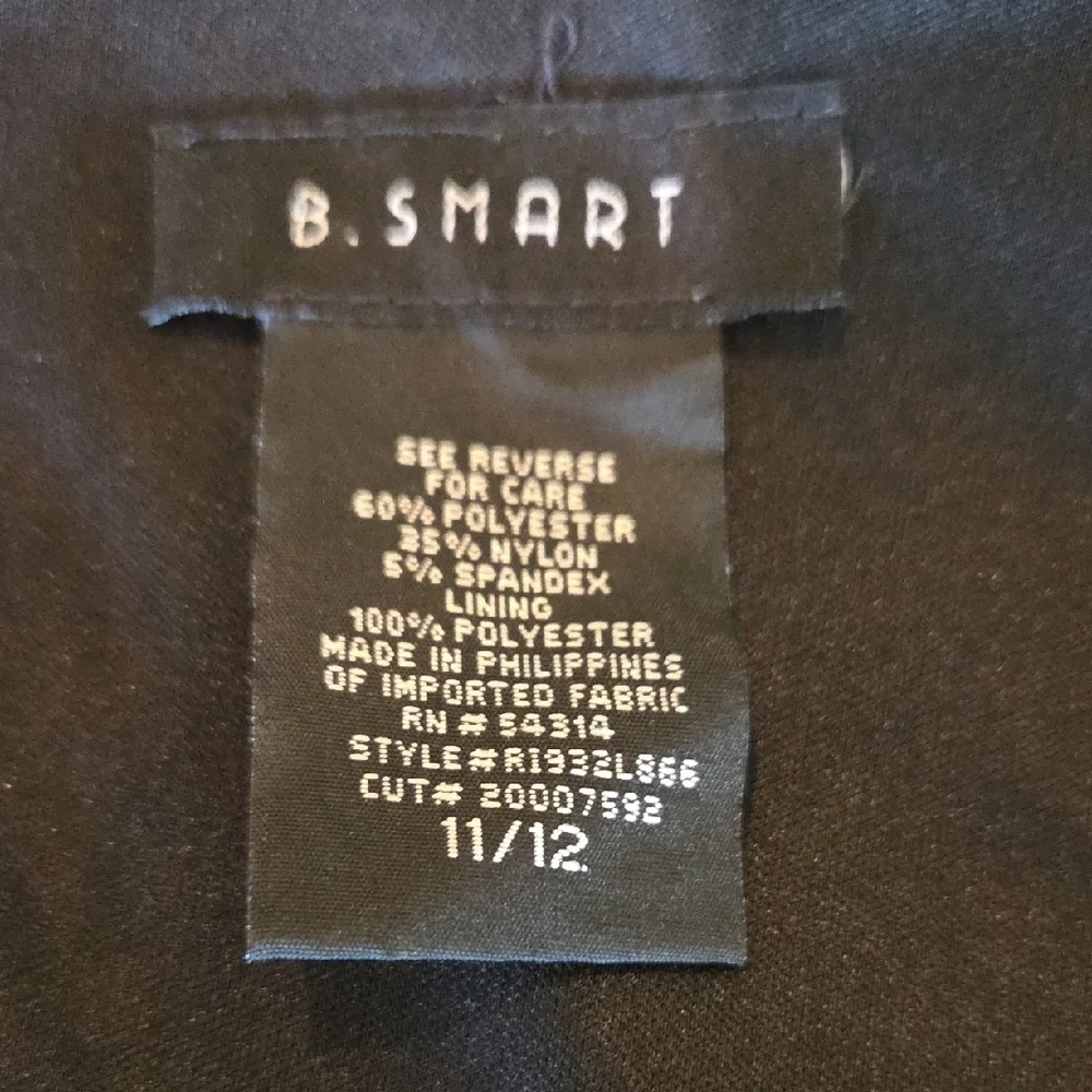 B. Smart  Cocktail Dress Size 11/12 Black High-Low with Cold Shoulder - Picture 14 of 14